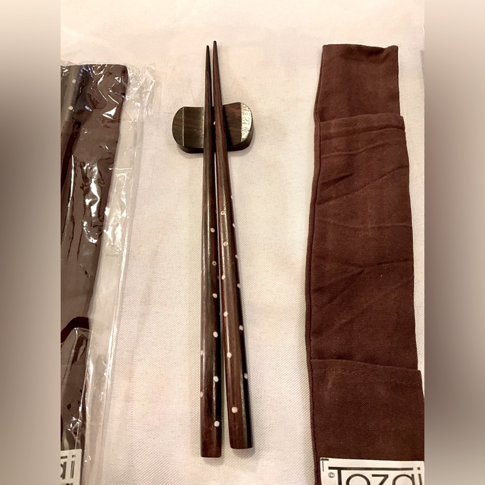 TOZAI HOME set of 4 Handmade Brown Round Wooden Chopsticks w/ Dots NWT Vintage
